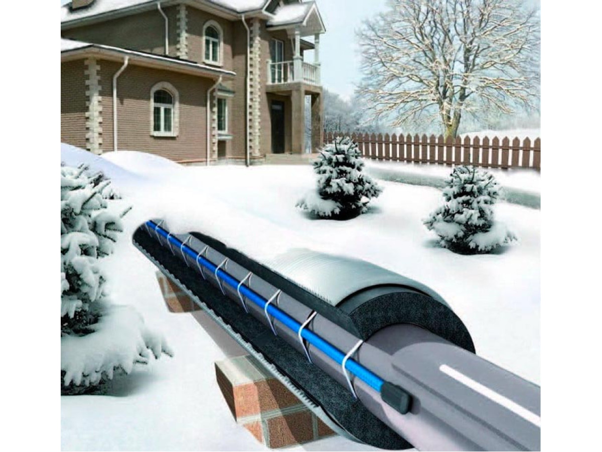 Монтаж кабелю для обігріву труб